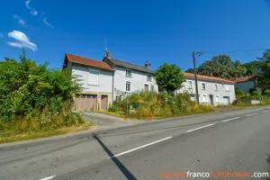 Investment 3-bed town house and 1/2 acre Ref # Li856 