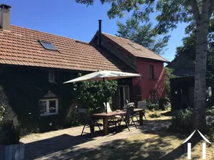 Stone house for sale in QUEUILLE  Ref # AP03007929 