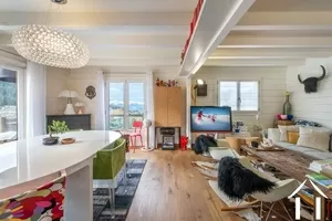 Cosy chalet with southern exposure courchevel moriond Ref # C2988 