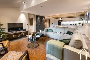 New flat courchevel moriond Ref # C3412-10 