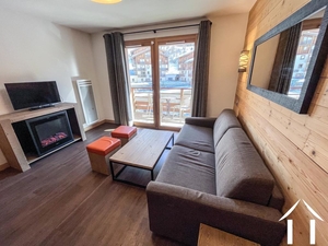 2-bedroom apartment - on the slopes with parking space les menuires Ref # C3727 