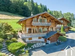 Attractive 5 bedrooms chalet - with mountain view essert-romand Ref # C4415 
