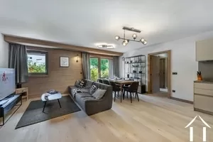 4 bedroom apartment - rochebrune  Ref # C5121 