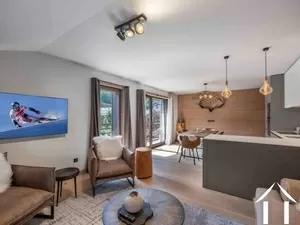 3 bedroom apartement - rochebrune  Ref # C5482 