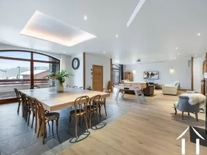 5 bedroom flat - duplex  Ref # C5714 