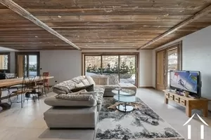 5-room apartment with ski-in/ski-out return  Ref # C6454 