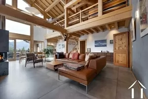 Chalet with exceptional views - arc 1600  Ref # C6844 