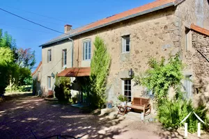 House full of character on 1.5 acres plot Ref # MW5319L 