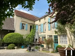 Charming Character Property Ref # RT5419P 
