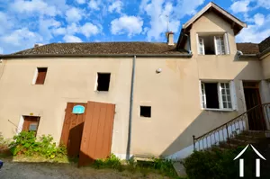 3 bedroom house with garden, near Santenay Ref # BH5428H 