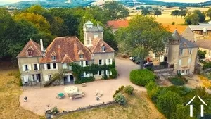 Charming country manor in Arroux valley, Burgundy Ref # CVH5495M 