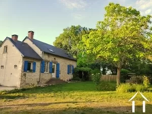 Charming cottage with great views in Bazois Ref # CvH5511M 