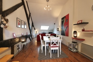 Charming 2 bedroom apartment in the center of Beaune Ref # CR5569BS 