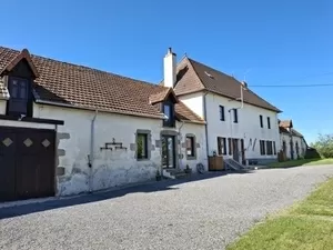 Fully renovated old farmhouse Ref # 5583 