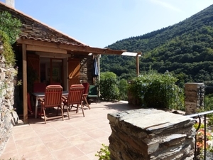 Characterhouse with views, terraces and garden .  Ref # 09-6917 