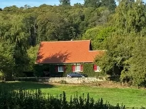 Comfortable detached house in nature park de Morvan Ref # cvh5627 