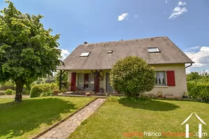 House with pool, overlooking the meadows Ref # Li796 