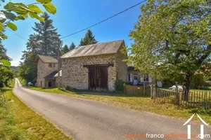Renovated house with gîte and cottage Ref # Li849 
