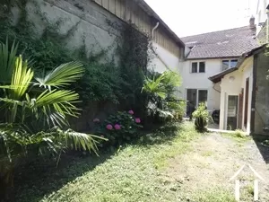 Town House 5 Bedrooms and shed 400m² Ref # FV5042 