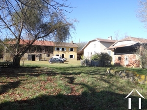 Old farmhouse to renovate on 2 hectares of land Ref # LBD485 
