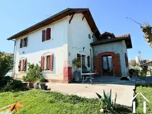 House, 3 bedrooms, 1057m² of land, large garage Ref # LC5009 