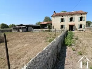 House to renovate on 3380m² of land with outbuildings Ref # LC5057 