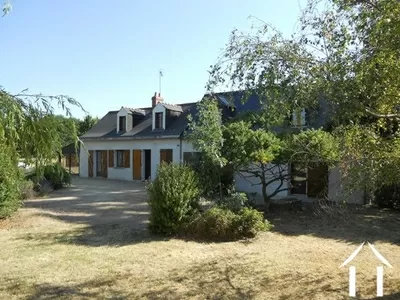 Property 1 hectare ++ for sale longue jumelles, pays-de-la-loire, P1310 Image - 1