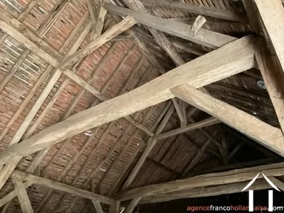 House for sale , Li1003 Image - 31