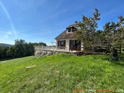 Large terrace and panoramic views Ref # Li1015