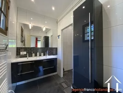 House for sale anlhiac, aquitaine, Li1015 Image - 10