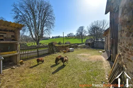 House with guest house for sale la porcherie, limousin, Li1036 Image - 28