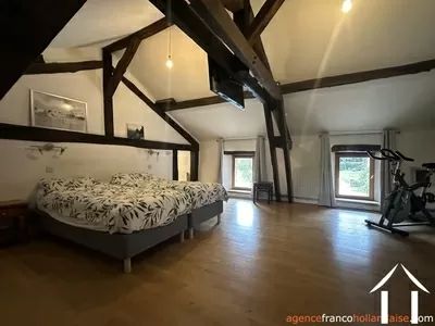 House for sale chalus, auvergne, Li1040 Image - 20