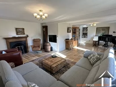 House for sale chalus, auvergne, Li1040 Image - 3