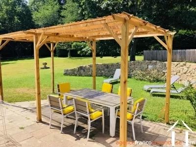 House for sale chalus, auvergne, Li1040 Image - 30