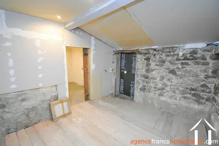 House for sale chateauneuf la foret, limousin, Li1048 Image - 19