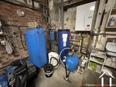 House with guest house for sale rochechouart, limousin, Li1054 Image - 43