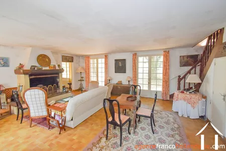 Village house for sale meilhards, limousin, Li1063 Image - 7