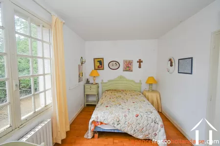 Village house for sale meilhards, limousin, Li1063 Image - 16