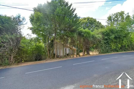 Village house for sale meilhards, limousin, Li1063 Image - 41