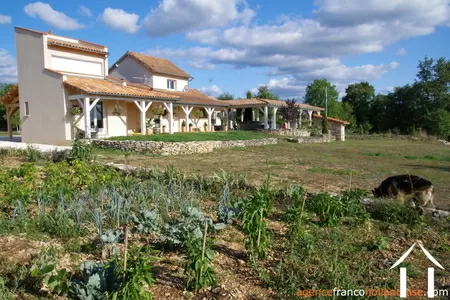 House with guest house for sale brouchaud, aquitaine, Li1068 Image - 49