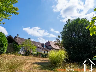 House with guest house for sale lubersac, limousin, Li1070 Image - 49