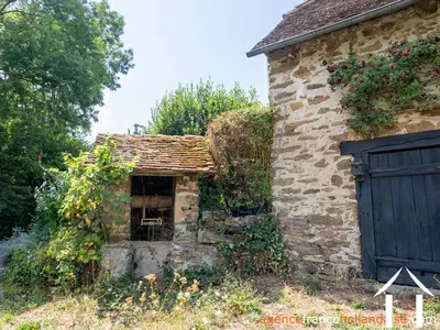 House with guest house for sale lubersac, limousin, Li1070 Image - 100