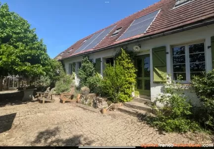 Charming cottage with studio Ref # Li1077 