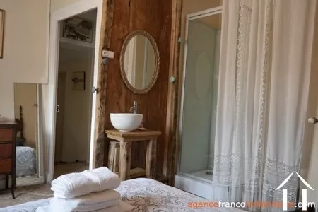 Character house for sale eymoutiers, limousin, Li899 Image - 13