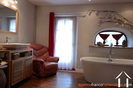 Character house for sale eymoutiers, limousin, Li899 Image - 8