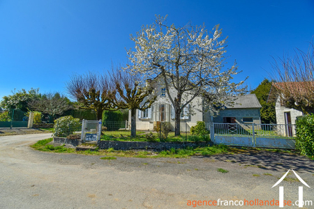 The joys of living in the countryside Ref # Li939 