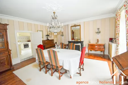 Manor House for sale ussel, auvergne, Li944 Image - 3