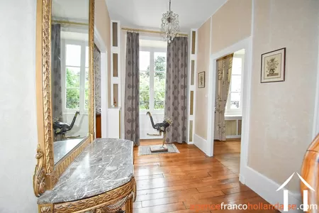 Manor House for sale ussel, auvergne, Li944 Image - 17