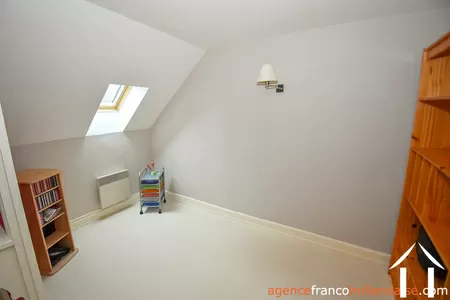 Manor House for sale ussel, auvergne, Li944 Image - 38