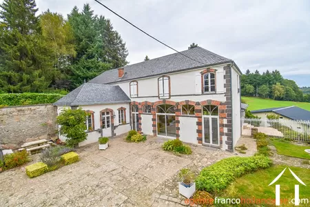 Manor House for sale ussel, auvergne, Li944 Image - 47